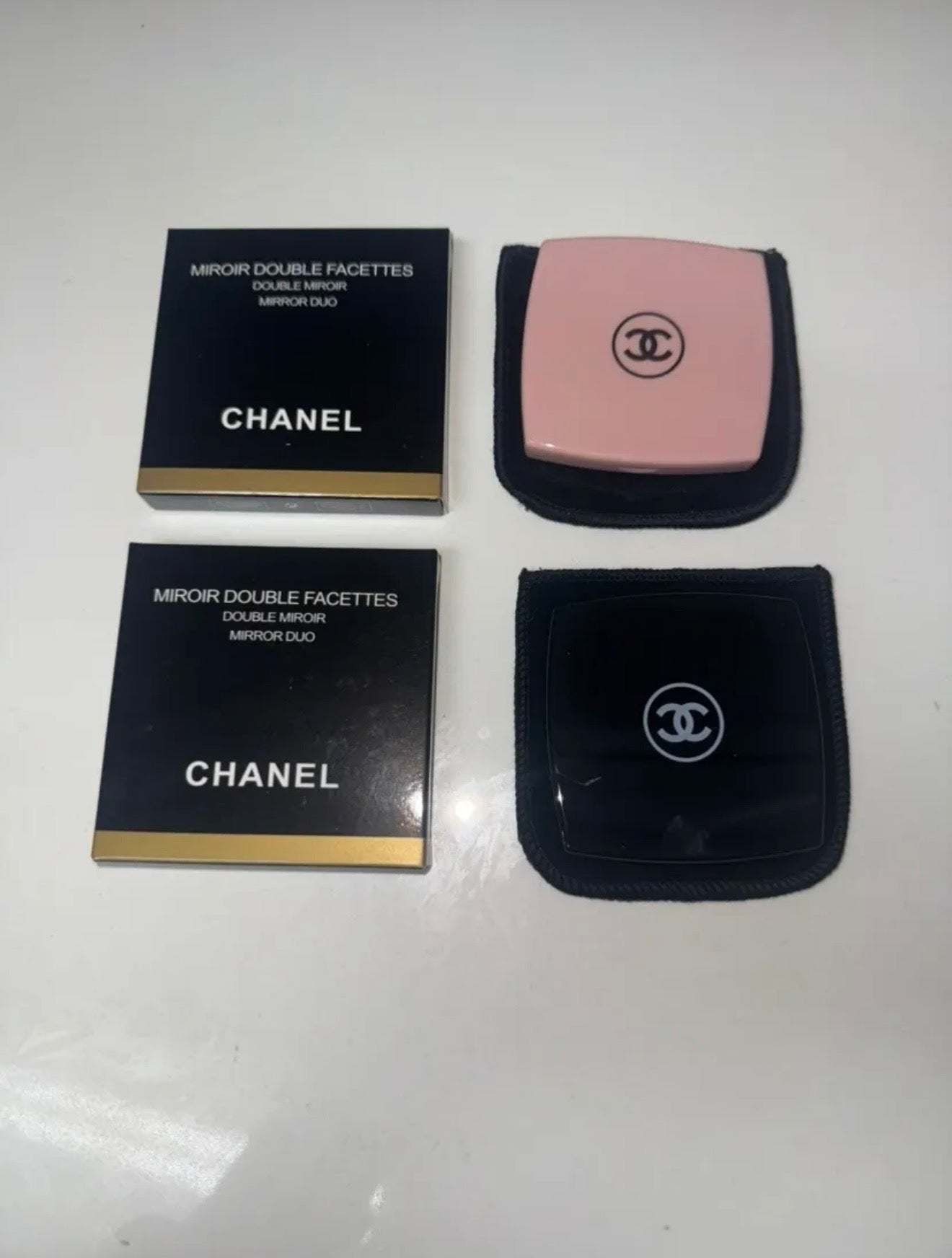limited edition Luxe Compact Mirror🎀