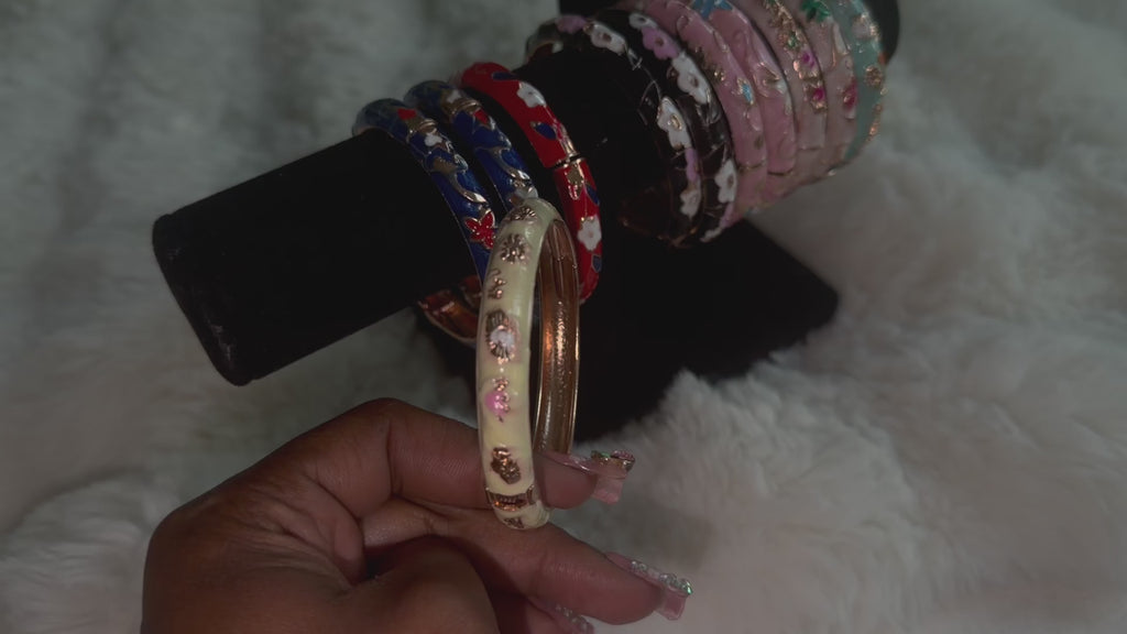 🌸 The Luxe Garden Bangles!